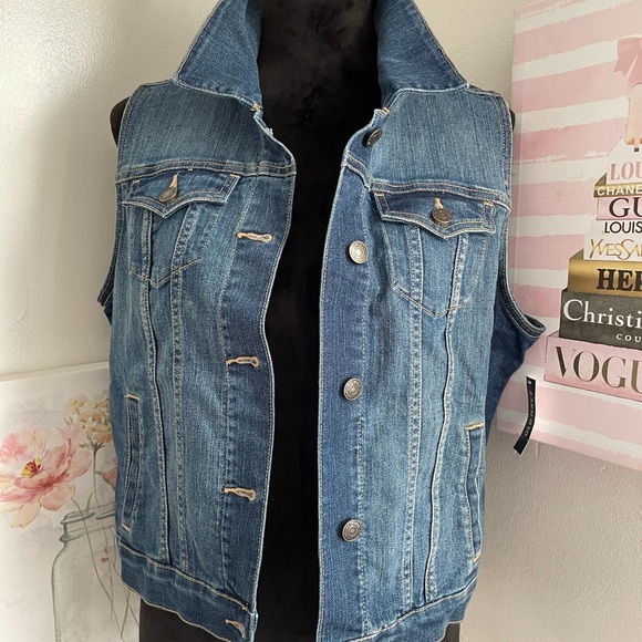 Old Navy Jean Vest - Picture 2 of 3